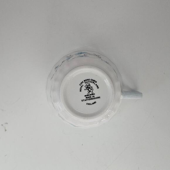 Royal Sutherland England Blue Floral Teacup & Saucer Set Fine Bone China - Picture 6 of 7